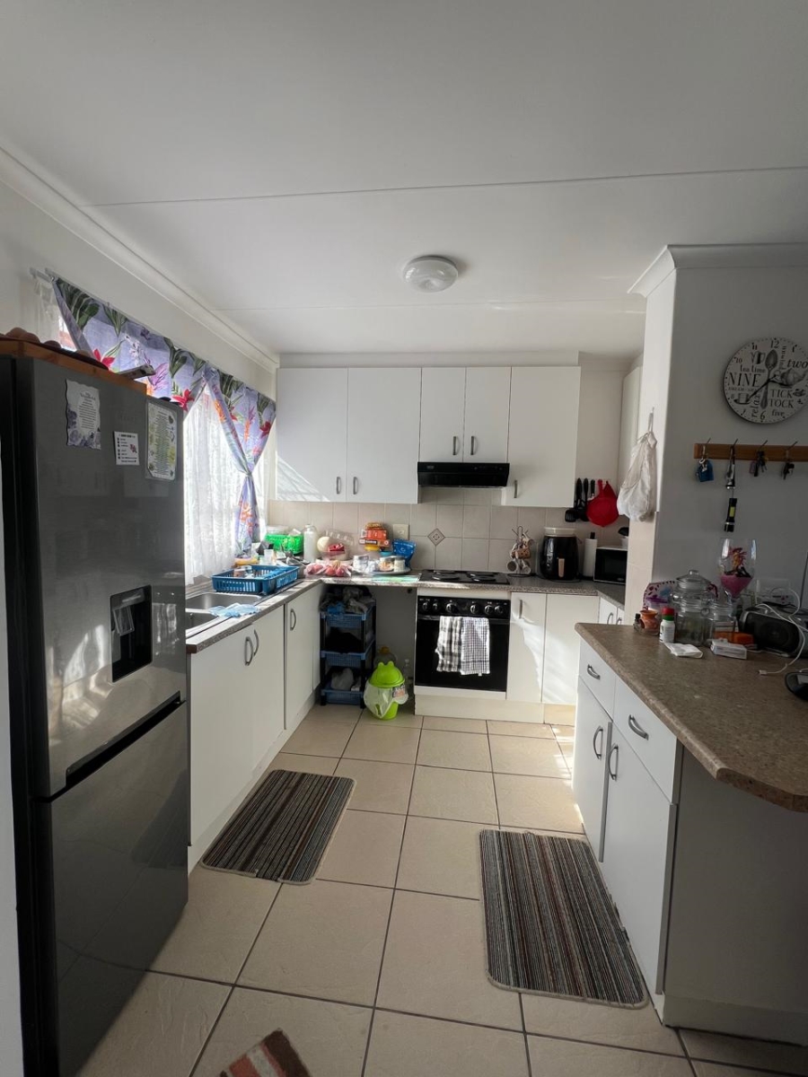 2 Bedroom Property for Sale in Kunene Park Eastern Cape